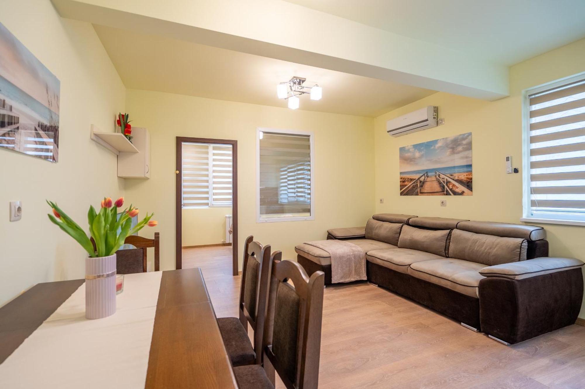 Top Location Central New & Spacious 3 Bdr Apt Medical Academy Sofía Exterior foto