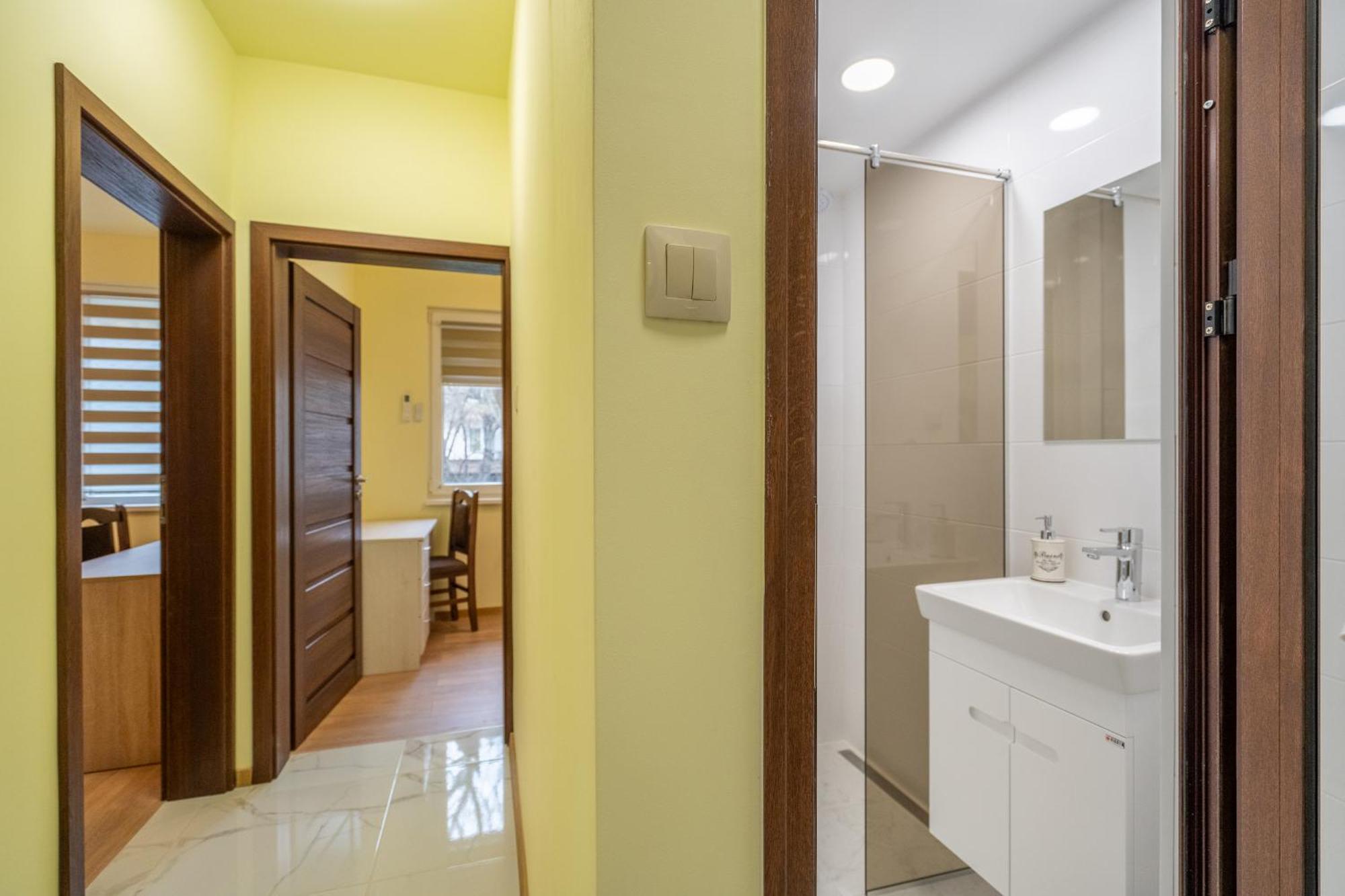 Top Location Central New & Spacious 3 Bdr Apt Medical Academy Sofía Exterior foto